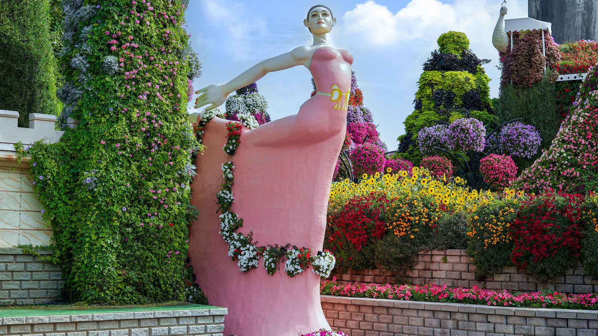 Floating Lady view 8